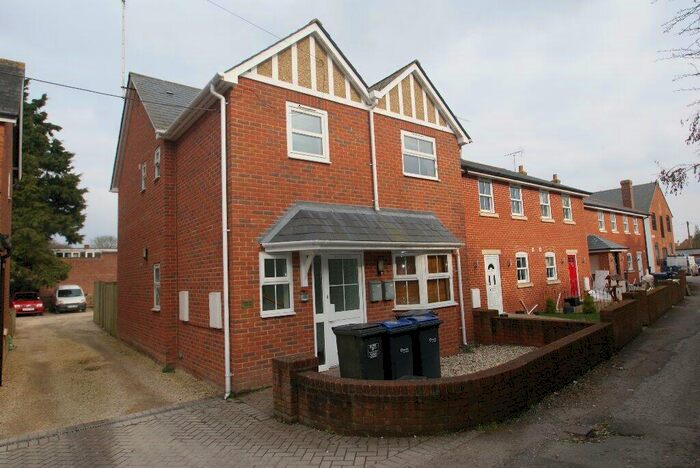 2 Bedroom Flat To Rent In Crown Lane, Ludgershall, SP11