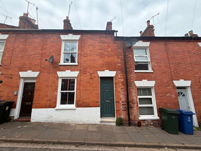 2 Bedroom Terraced House To Rent In Marlborough Place, Banbury, OX16