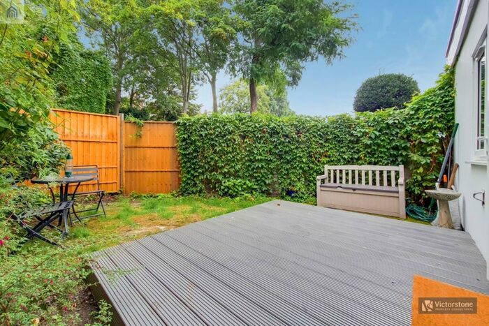 Studio To Rent In Aberdare Gardens, South Hampstead, London, NW6