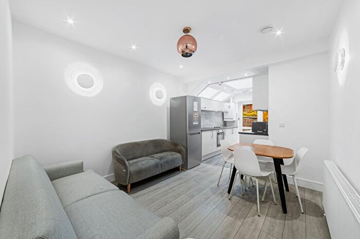 6 Bedroom Terraced House To Rent In Henchman Street, East Acton, W12