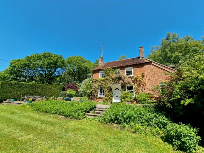 5 Bedroom Detached House For Sale In Honeybottom, Newbury, Berkshire, RG20