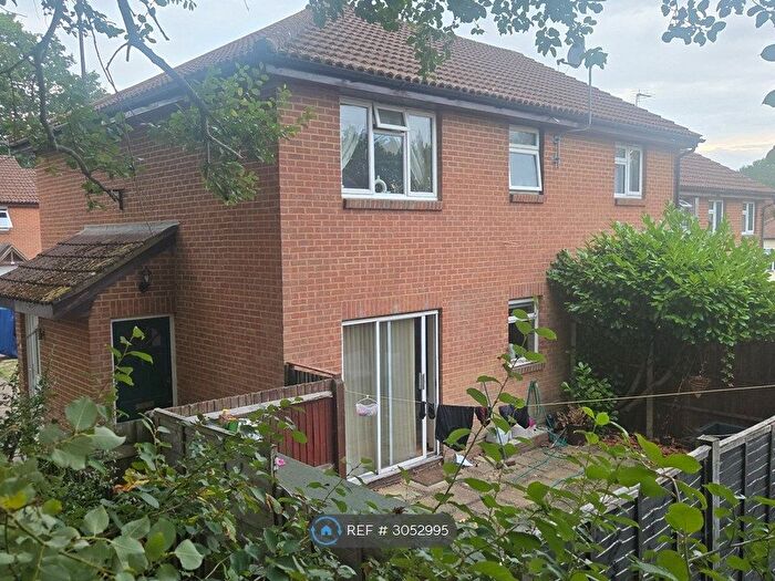 1 Bedroom Terraced House To Rent In Bluebell Court, Woking, GU22