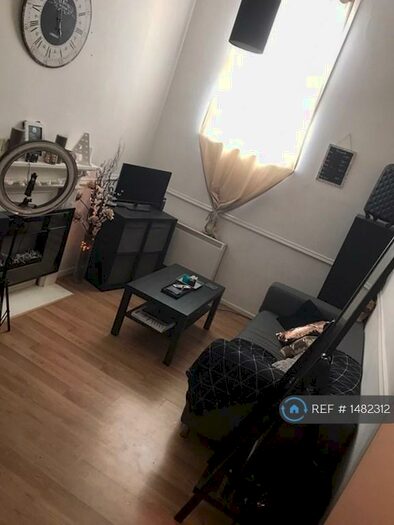 1 Bedroom Flat To Rent In Fountain Buildings, Bath, BA1