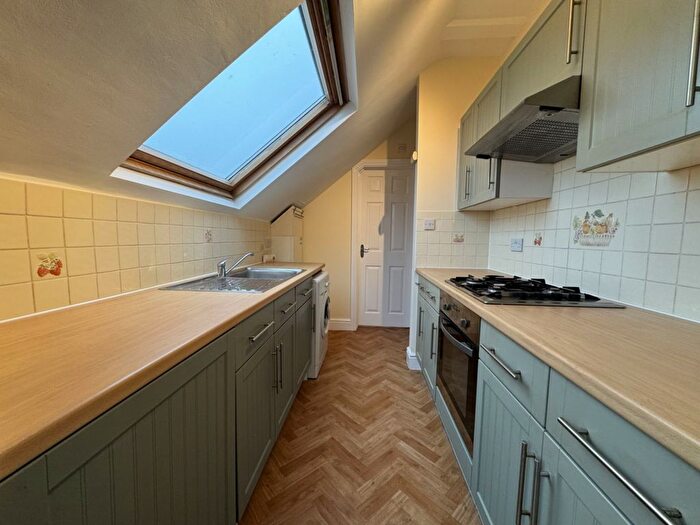 1 Bedroom Flat To Rent In Wellington Terrace, Sandgate, CT20