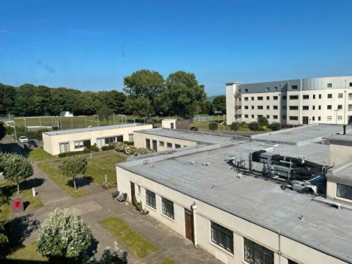 1 Bedroom Apartment For Sale In Hayes Road, Sully, Penarth, CF64