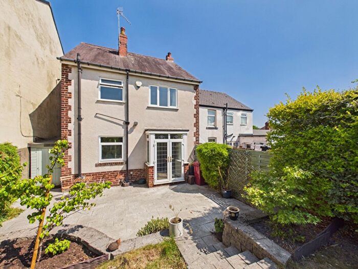 3 Bedroom Detached House For Sale In Green Lane, Dronfield, Derbyshire, S18