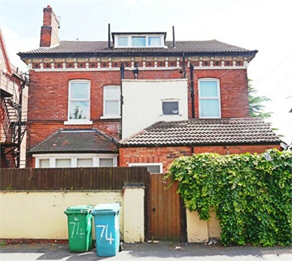 3 Bedroom Flat To Rent In Park Road, Nottingham, NG7