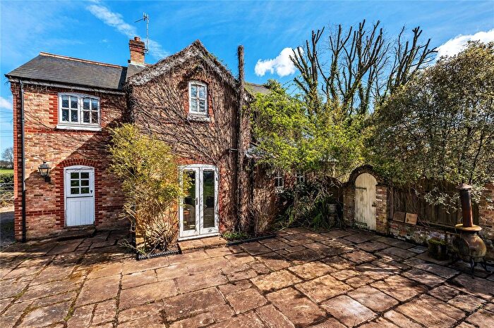 2 Bedroom Detached House For Sale In Littleton Lane, Reigate, Surrey, RH2