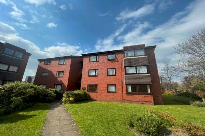 2 Bedroom Property To Rent In Park Road, Liverpool, L22