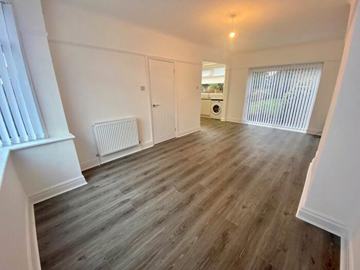 3 Bedroom Semi Detached House To Rent In Bowring Park Avenue, L16