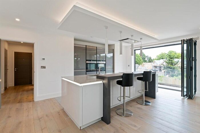 2 Bedroom Apartment To Rent In Blythwood, Blossomfield Road, Solihull, B91