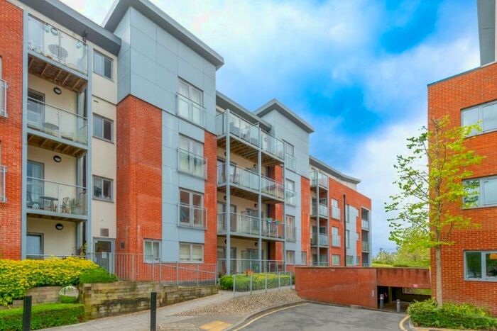 2 Bedroom Flat To Rent In Charrington Place, St Albans, AL1