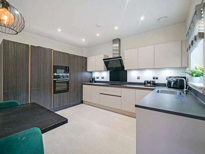 5 Bedroom Detached House For Sale In Bracken Wynd, Bridge Of Weir, PA11