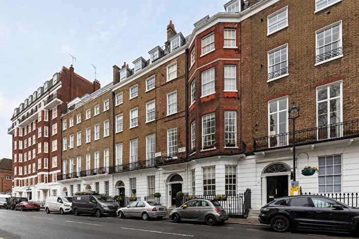 2 Bedroom Flat To Rent In Bryanston Square, London, W1H