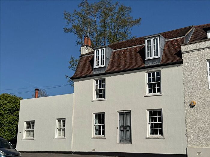 5 Bedroom Semi-Detached House For Sale In High Street, Bletchingley, Redhill, Surrey, RH1