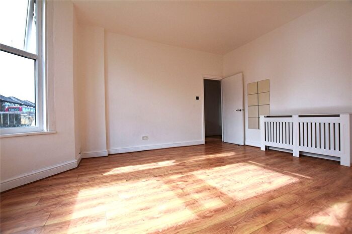 2 Bedroom Flat To Rent In Brigstock Road, Thornton Heath, CR7