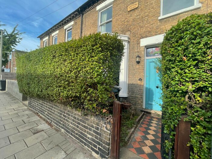 3 Bedroom Terraced House To Rent In Emery Street, Cambridge, CB1