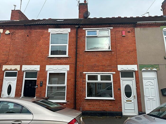 3 Bedroom Terraced House To Rent In Harold Street, Nuneaton, Warkwickshire, CV11