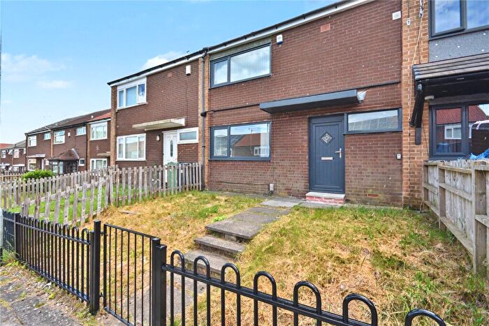 3 Bedroom Terraced House For Sale In Farndale Garth, Leeds, West Yorkshire, LS14