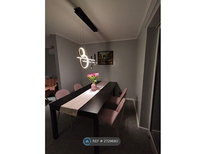 3 Bedroom Bungalow To Rent In De Freville Road, Cambridge, CB22