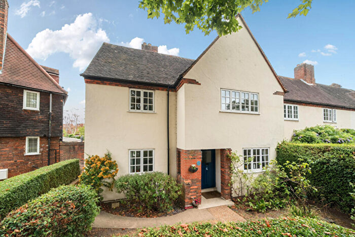 3 Bedroom Terraced House For Sale In Well Hall Road, London, SE9