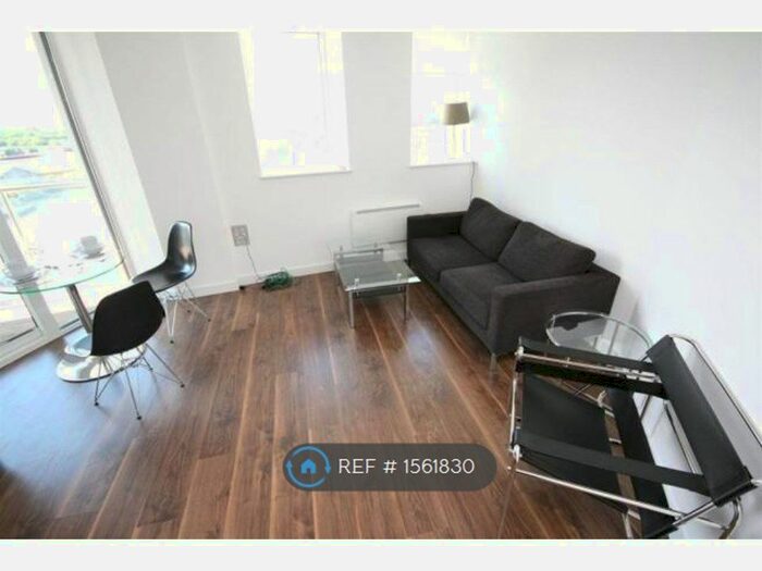 1 Bedroom Flat To Rent In The Heart, Media City Uk, Salford, M50