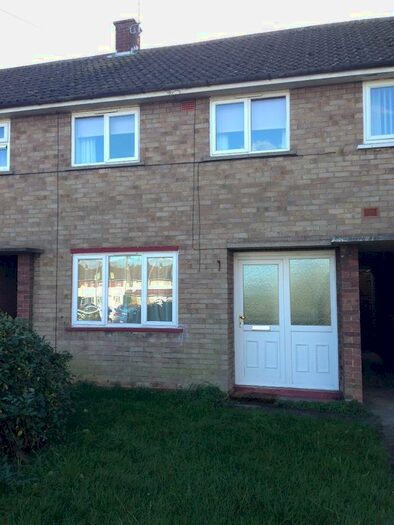 2 Bedroom Terraced House To Rent In Derwent Drive, Bletchley, Milton Keynes, MK3