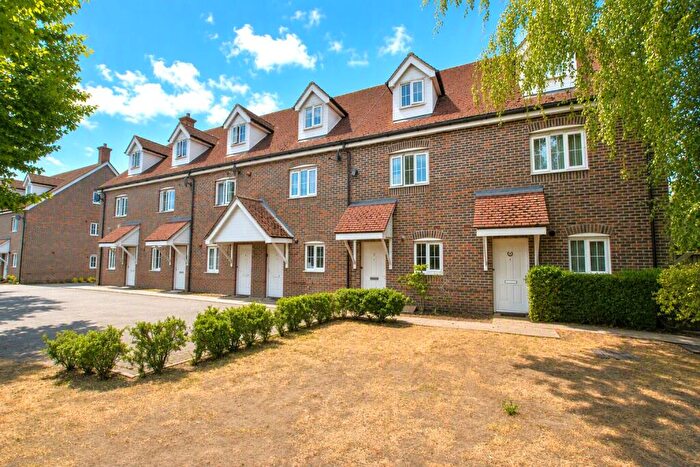 3 Bedroom Terraced House To Rent In Stoke Mill Close, Guildford, Surrey, GU1