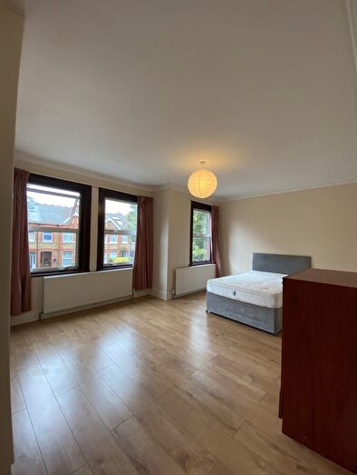 4 Bedroom Terraced House To Rent In Ealing Park Gardens, London, W5