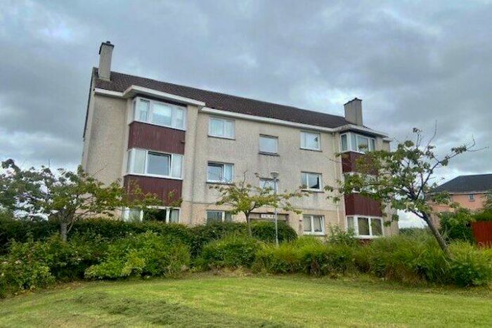 2 Bedroom Flat To Rent In Shiel Avenue, Glasgow, G74
