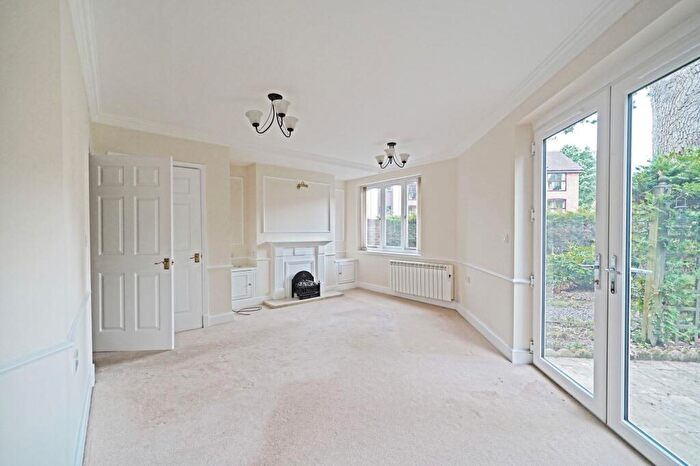 2 Bedroom Cottage For Sale In Bushell Drive, Solihull, B91