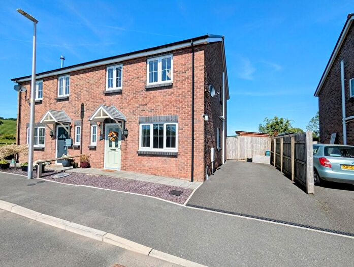 3 Bedroom Semi-Detached House For Sale In Maes Y Llewod, Bancyfelin, Carmarthen., SA33