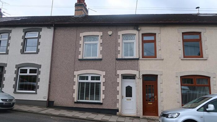 3 Bedroom Terraced House For Sale In Pwllglas Road, Cefn Fforest, Caerphilly County Borough, NP12