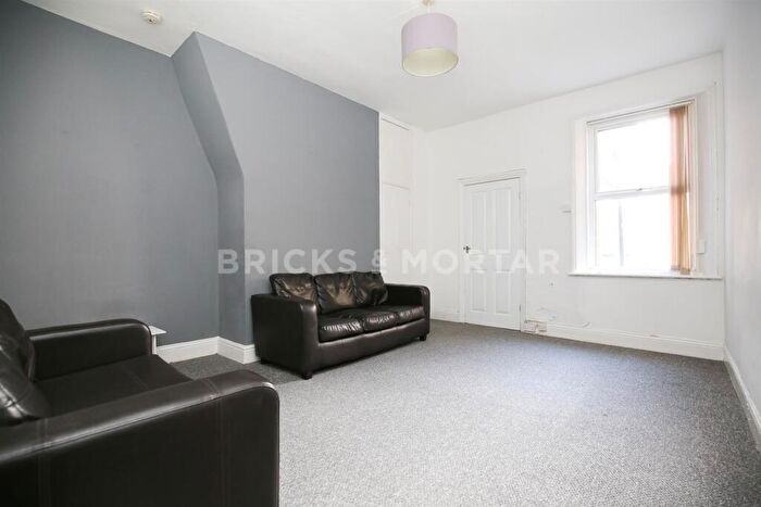 2 Bedroom Flat For Sale In Kingsley Terrace, Fenham, NE4