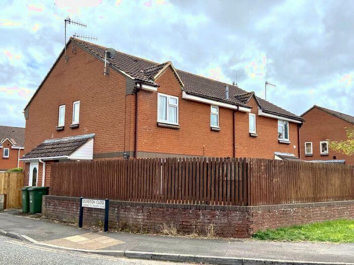 2 Bedroom Cluster House To Rent In St Dunstans Close, Calne, SN11