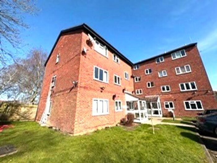 2 Bedroom Flat To Rent In Maybury Court, Harrow, HA1