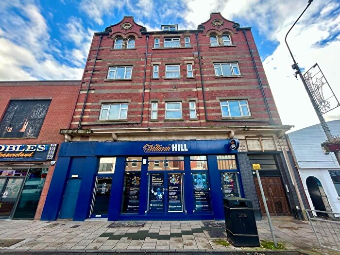 3 Bedroom Flat To Rent In Bedroom First Floor Flat, Cliff Street, Bridlington, YO15