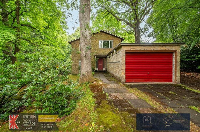 4 Bedroom Detached House For Sale In The Glade, Welwyn Garden City, AL8