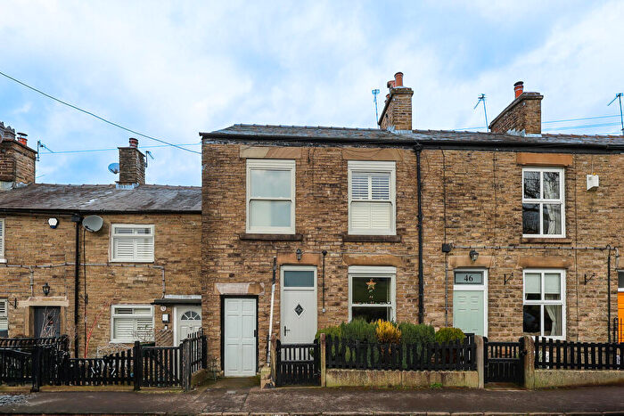 2 Bedroom Terraced House For Sale In Clarke Lane, Bollington, Macclesfield, SK10