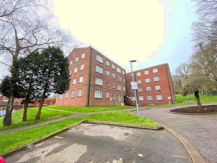 1 Bedroom Apartment To Rent In Leighton Buzzard Road, Hemel Hempstead, HP1