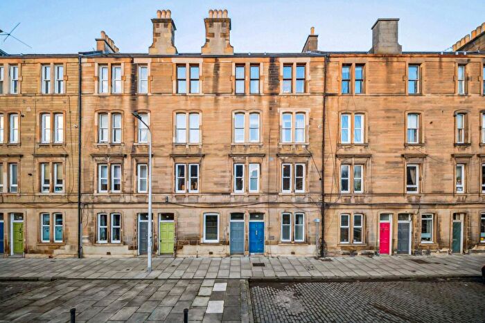 2 Bedroom Apartment For Sale In Iona Street, Edinburgh, EH6