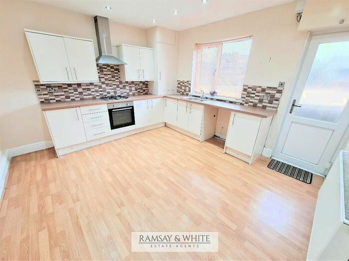 4 Bedroom Detached House To Rent In Brecon Rd, Hirwaun, CF44