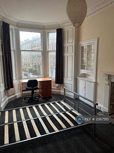 2 Bedroom Flat To Rent In Morningside Road, Edinburgh, EH10