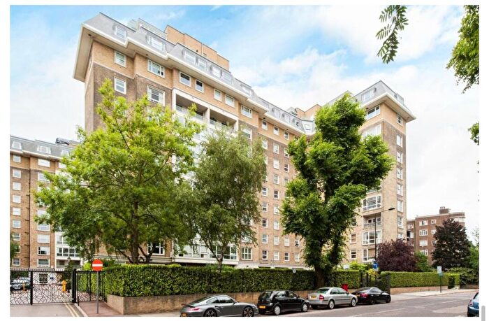 3 Bedroom Flat To Rent In St. Johns Wood Park, London, NW8