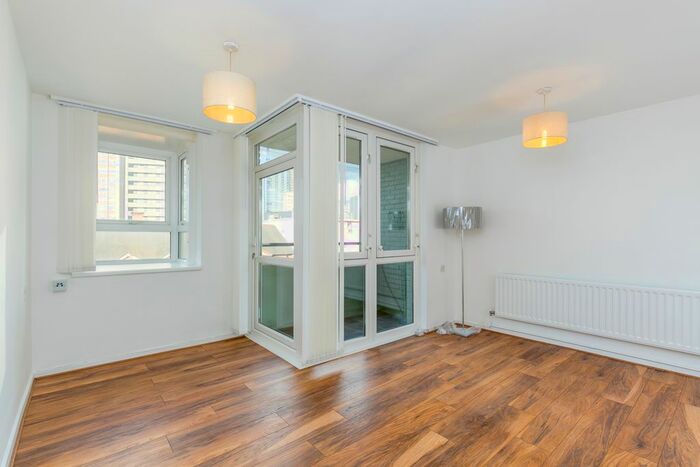 1 Bedroom Flat To Rent In Manningford Close, Clerkenwell, EC1V