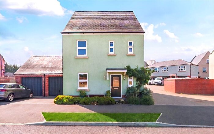 3 Bedroom Detached House For Sale In Seabrook Orchards, Exeter, EX2