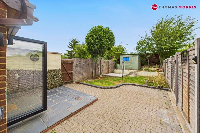 3 Bedroom End Of Terrace House For Sale In The Rookery, Sandy, Bedfordshire, SG19