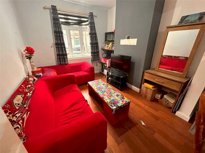 3 Bedroom Terraced House For Sale In Colchester Road, Southend-on-Sea, Essex, SS2