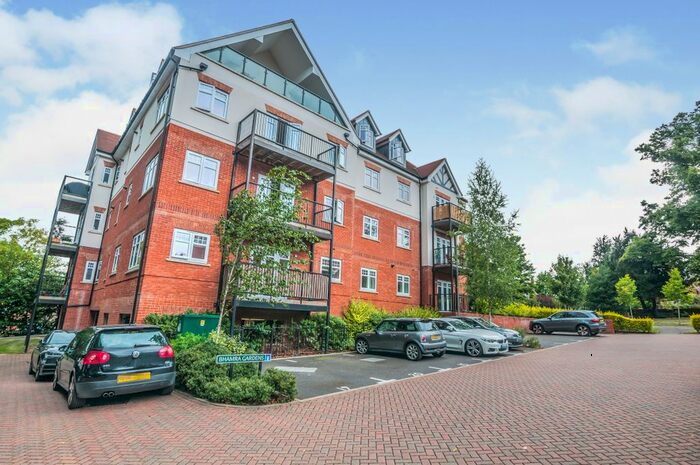 2 Bedroom Flat To Rent In Bhamra Gardens, Maidenhead, SL6