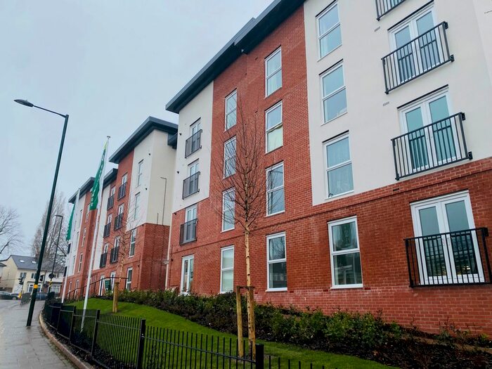 2 Bedroom Flat To Rent In Tanners Way, Selly Oak, Birmingham, B29